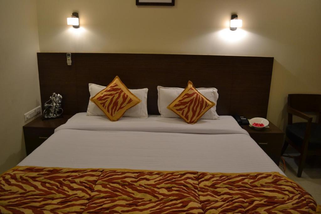 Hotel Adi Nagpur Ngoại thất bức ảnh