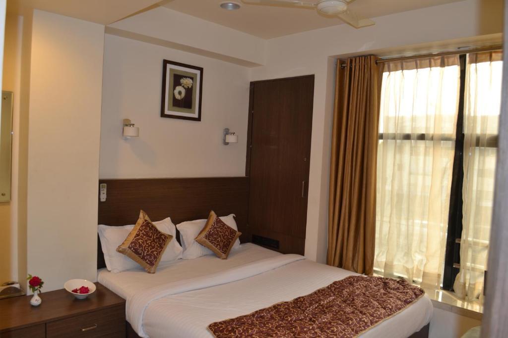 Hotel Adi Nagpur Ngoại thất bức ảnh