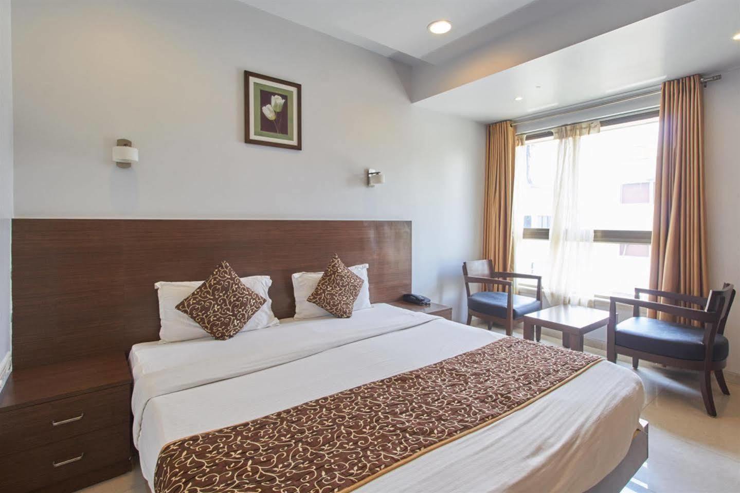 Hotel Adi Nagpur Ngoại thất bức ảnh